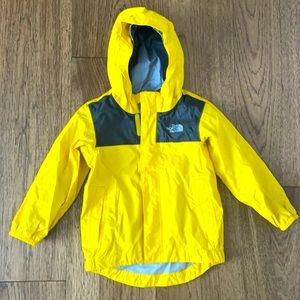 The North Face Tailout Hooded Rain Jacket